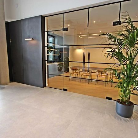 Modern Trafford 1Br Apartment-Free Parking-Cinema Room Manchester Buitenkant foto