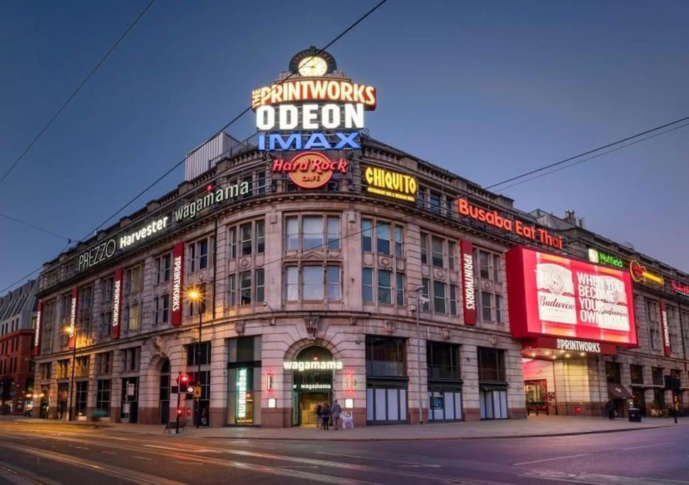 Modern Trafford 1Br Apartment-Free Parking-Cinema Room Manchester Buitenkant foto
